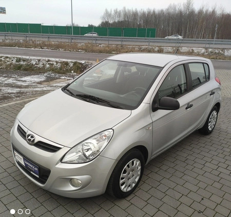 Hyundai i20 cena 17800 przebieg: 223200, rok produkcji 2011 z Libiąż małe 254